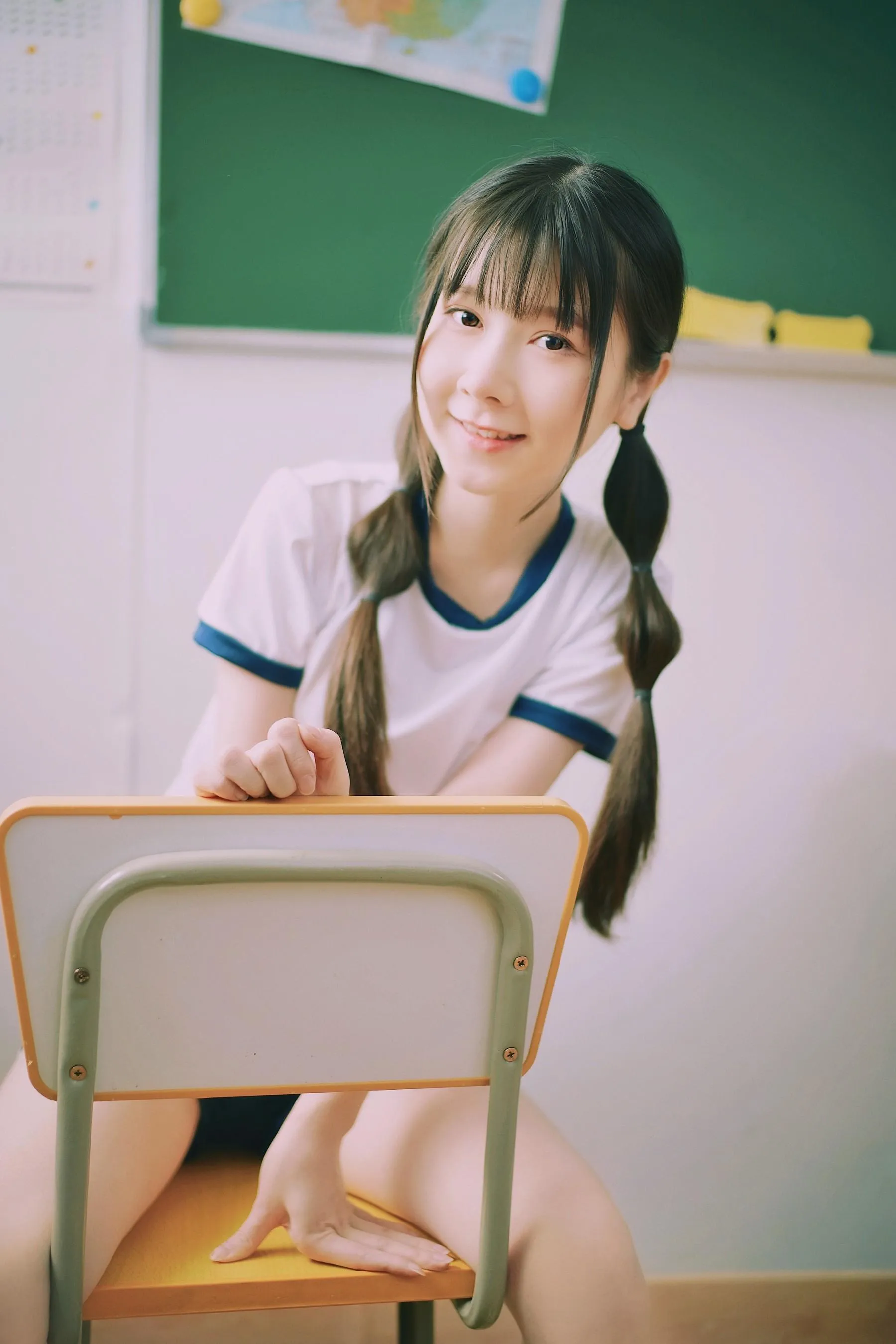 [艺图语] 2022.06.17 青春教室 萌萌 [24P]插图8